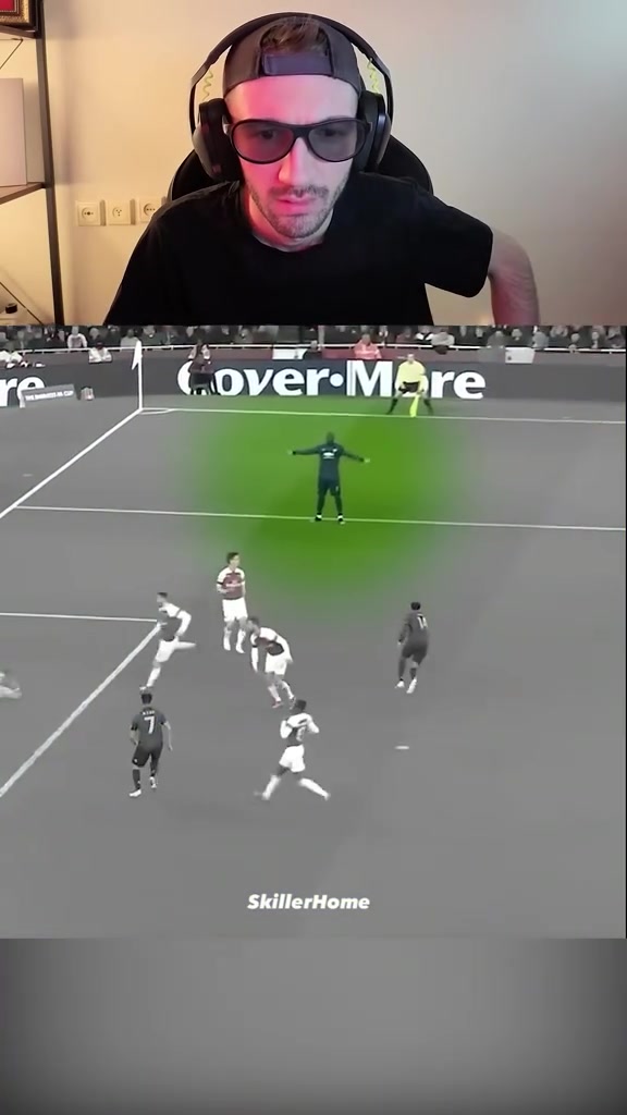 網友曬對比視頻其實最愛盧卡庫的還是勞塔羅